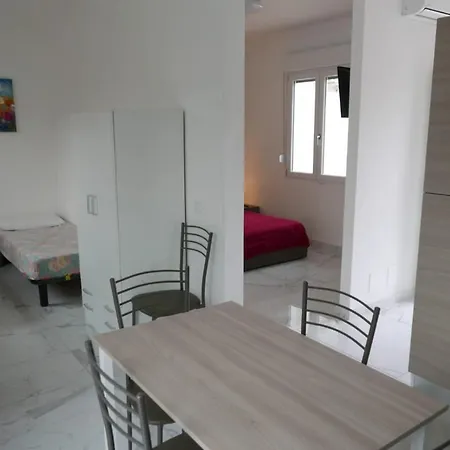 Fiorita بيت للعطل